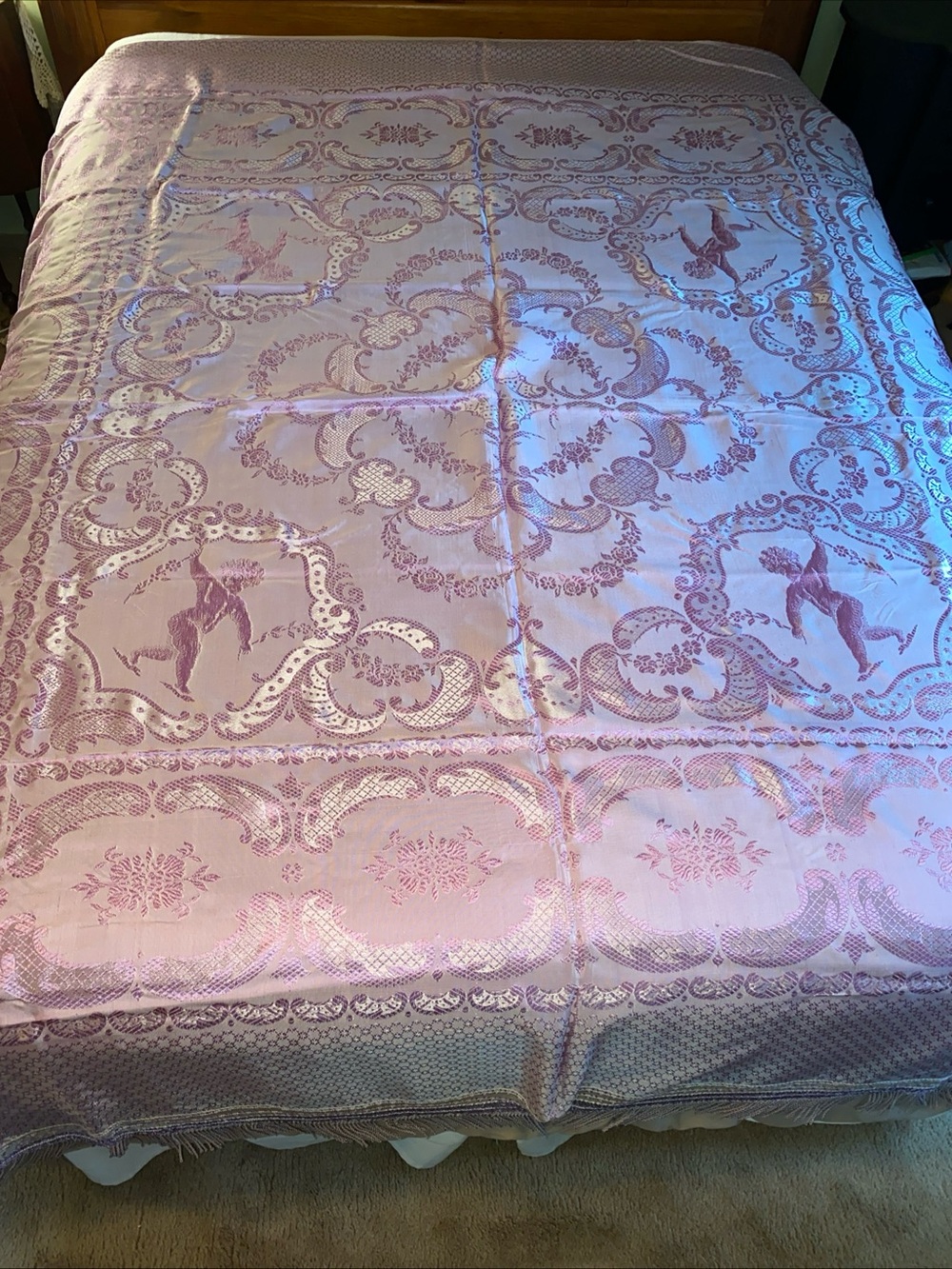 Mauve/Purple Coverlet Bedspread Brocade Cherubs Angels 90” long x 84” wide - B3